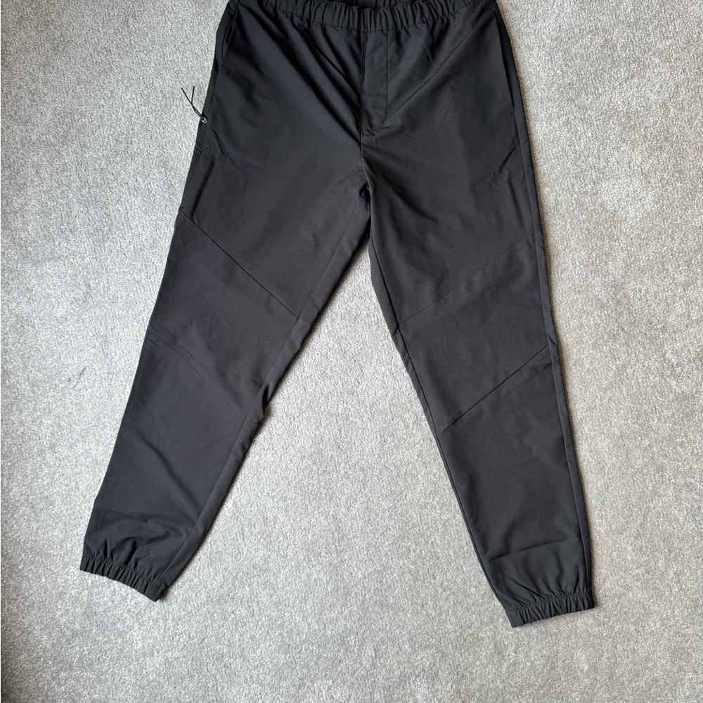 GAP Men's Black Joggers